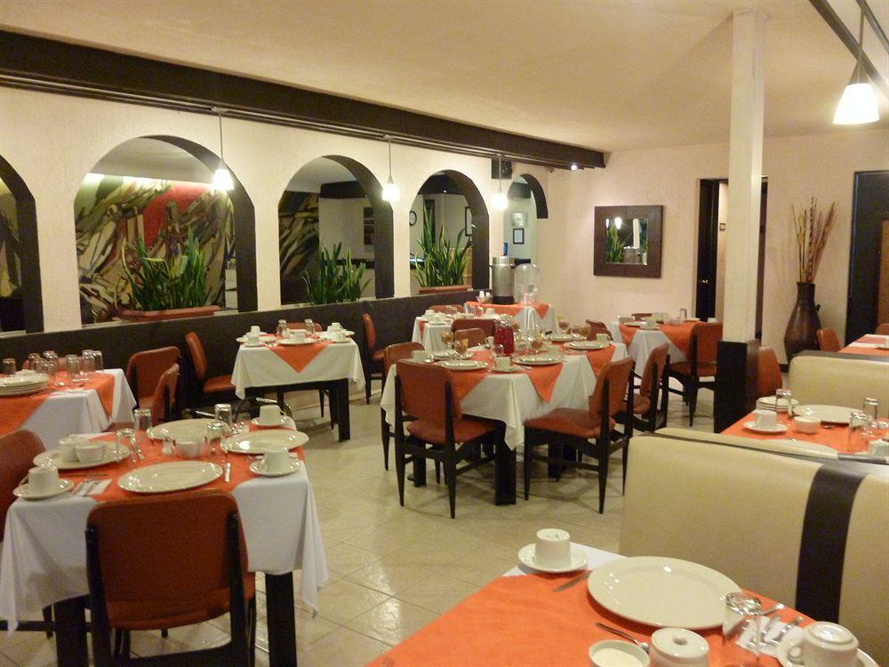 Hotel Plaza Morelos Toluca Exterior foto